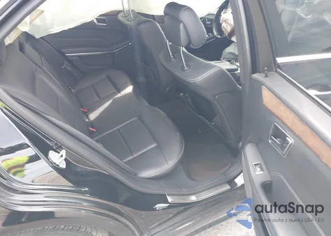 2014 Mercedes-Benz E 350 z USA, uszkodzony, nr VIN WDDHF5KB2EA809374